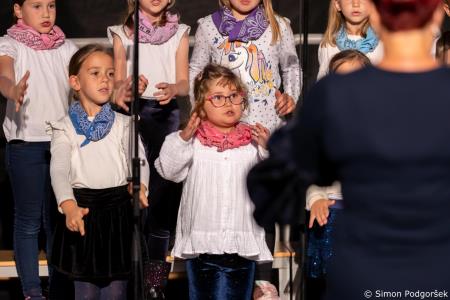 Območna revija otroških in mladinskih pevskih zborov občin Kamnik in Komenda (21)